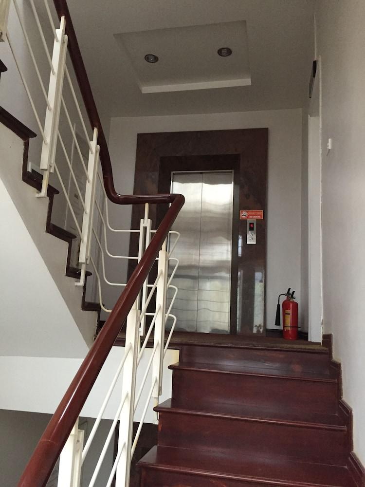 Thai Hoa Hotel Hanoï Extérieur photo
